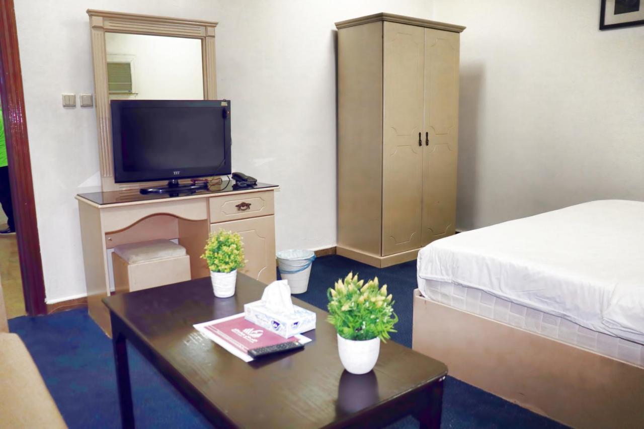 Al Farhan Hotel Suites Riyadh Exteriör bild