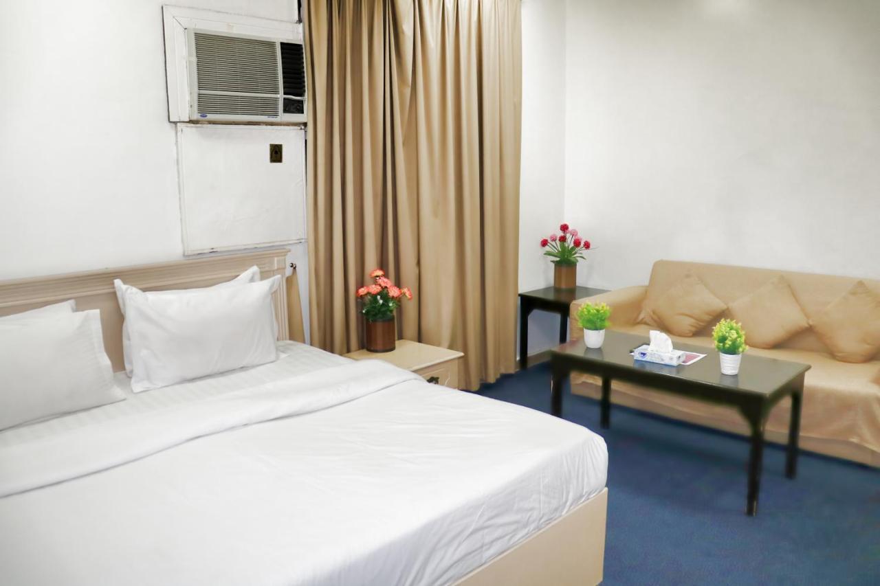 Al Farhan Hotel Suites Riyadh Exteriör bild
